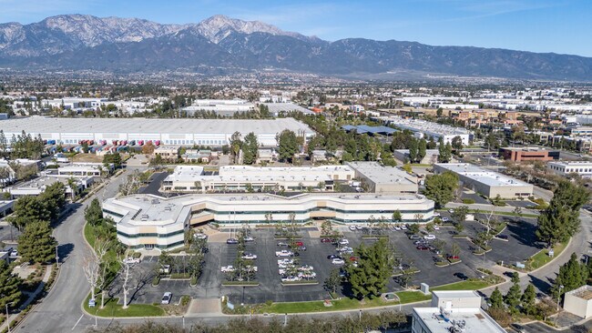 Plus de détails pour 10350-10370-10390 Commerce Center Dr, Rancho Cucamonga, CA - Bureau à louer