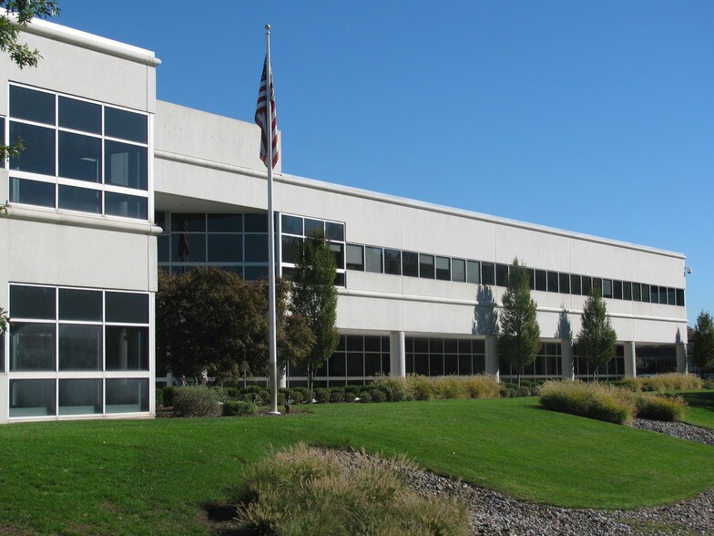 15 Vreeland Rd, Florham Park, NJ for lease - Building Photo - Image 3 of 8