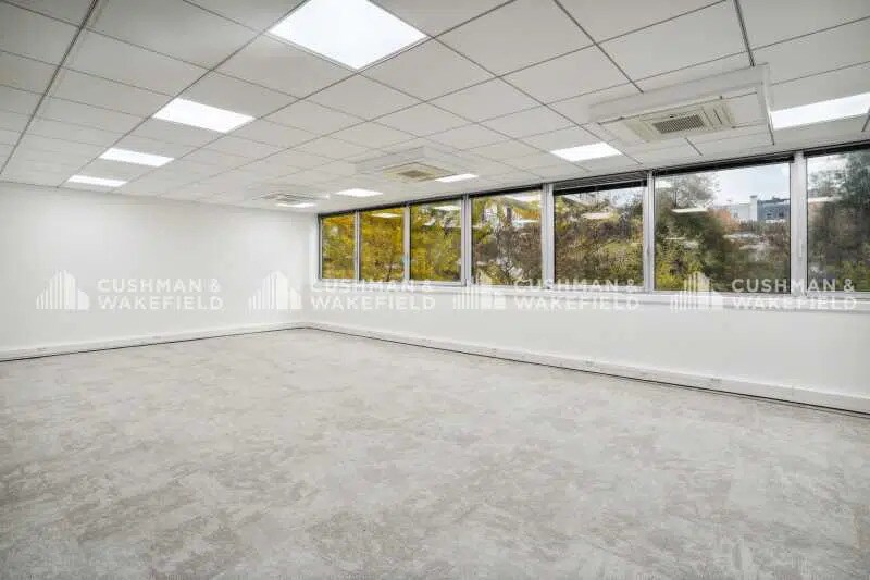 18 Rue Kleber, Courbevoie for lease - Interior Photo - Image 3 of 14