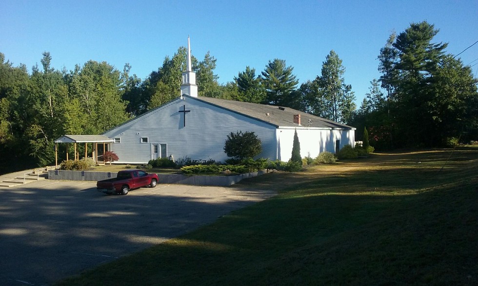 304 Laconia Rd, Belmont, NH for sale - Building Photo - Image 1 of 1