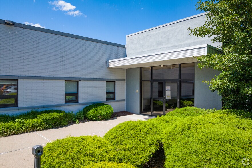 1 Lisbon St, Clifton, NJ à vendre - Photo du bâtiment - Image 3 de 16