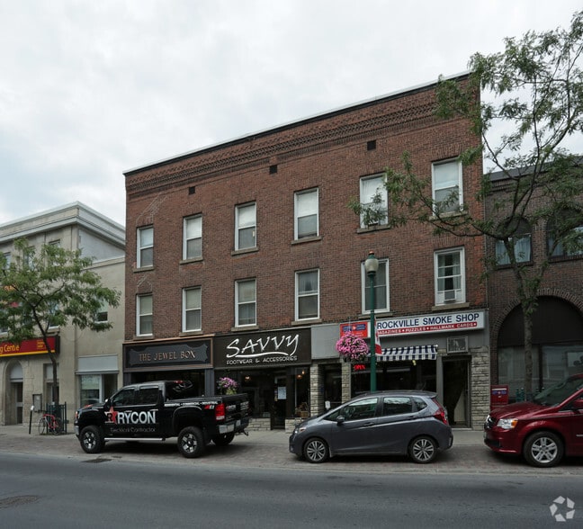 88-94 King St W, Brockville, ON for sale - Building Photo - Image 3 of 5