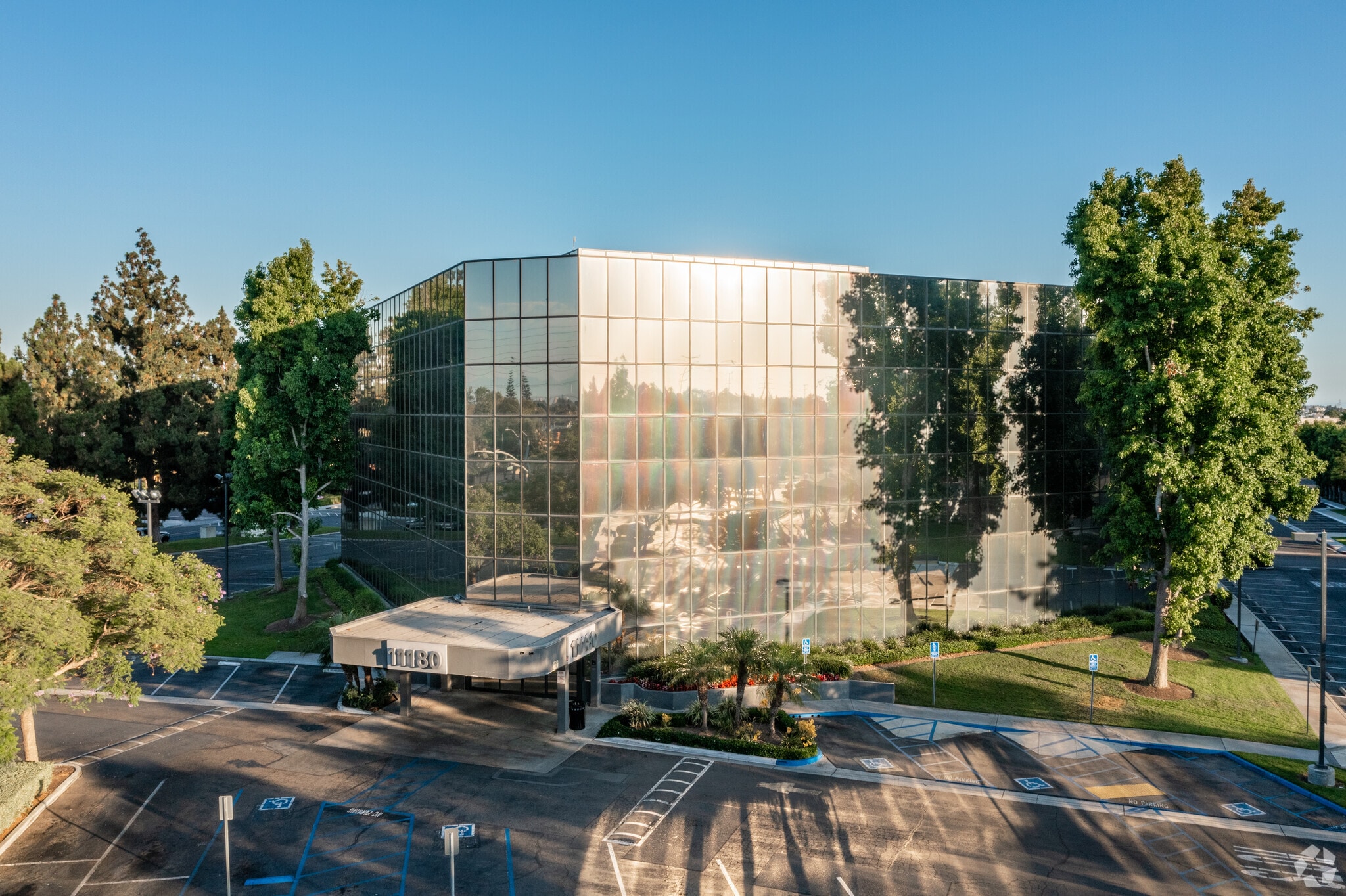 11180 Warner Ave, Fountain Valley, CA for lease Primary Photo- Image 1 of 6