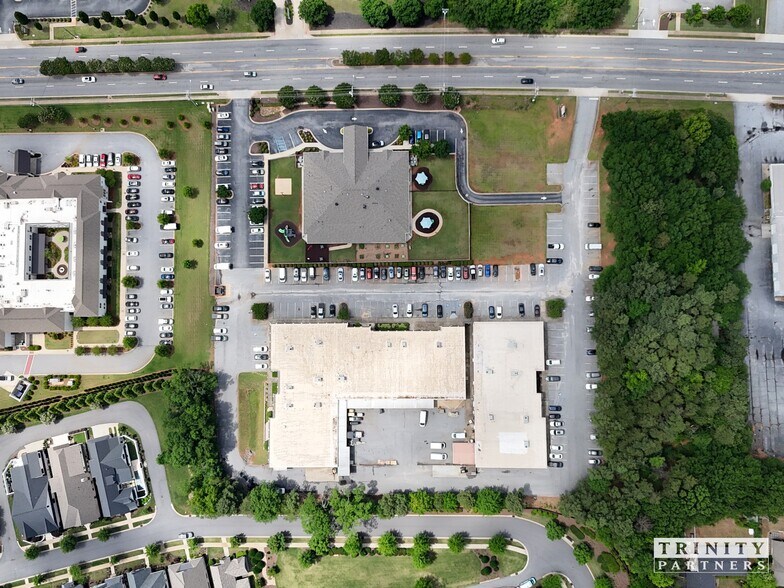 430B Woodruff Rd, Greenville, SC à vendre - Photo du bâtiment - Image 2 de 5