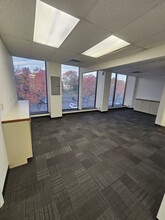 2600 Philmont Ave, Huntingdon Valley, PA à louer Photo intérieure- Image 2 de 4