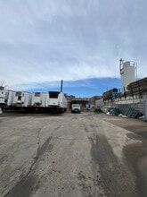 517 Barretto St, Bronx, NY à louer Photo du bâtiment- Image 1 de 14