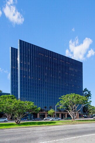 Plus de détails pour 11611 San Vicente Blvd, Los Angeles, CA - Bureau, Commerce de détail à louer