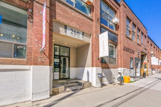 276 Carlaw Av, Toronto, ON for lease Building Photo- Image 2 of 9