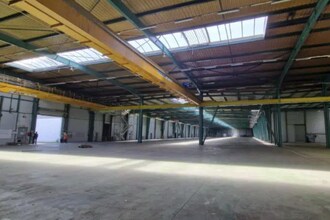 Industrial in Lieusaint for lease Interior Photo- Image 1 of 2
