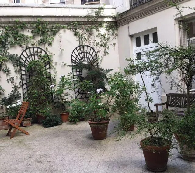 Bureau dans Paris à vendre - Photo du bâtiment - Image 2 de 11