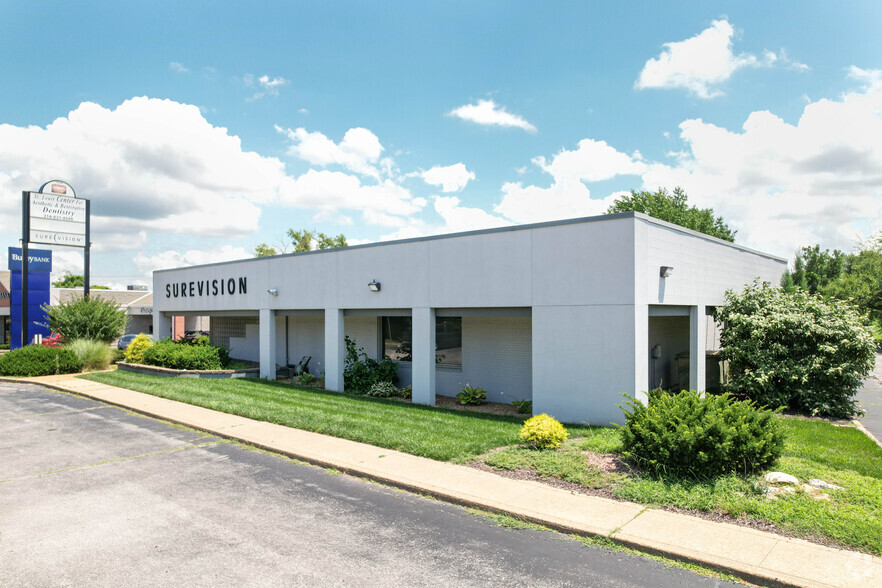 7934 N Lindbergh Blvd, Hazelwood, MO for lease - Building Photo - Image 1 of 11