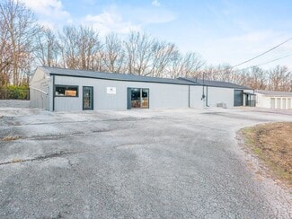 Plus de détails pour 904 E Main St, Stanford, KY - Flex à vendre