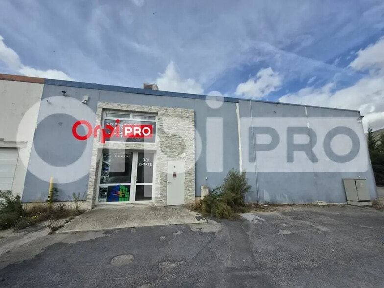 Flex in Reims for lease - Building Photo - Image 1 of 12