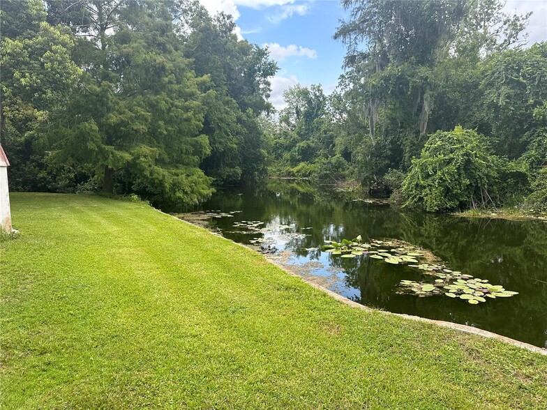 11325 Ocklawaha Dr, Leesburg, FL for sale - Building Photo - Image 3 of 10