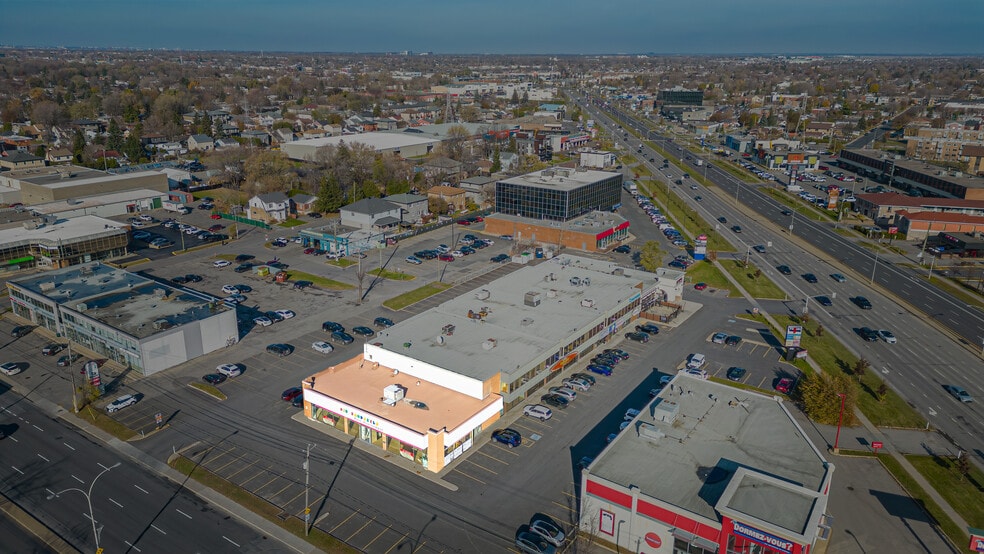 6400 Boul Taschereau, Brossard, QC for lease - Building Photo - Image 2 of 11
