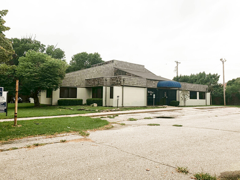 1125 N Topeka St, Wichita, KS for lease - Building Photo - Image 1 of 3