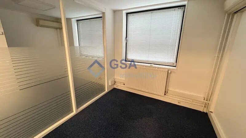 Office in Évry-Courcouronnes for lease - Interior Photo - Image 3 of 10