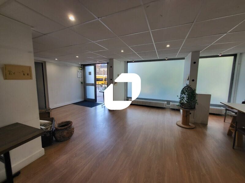 Flex dans Montrouge à louer Photo intérieure- Image 1 de 11