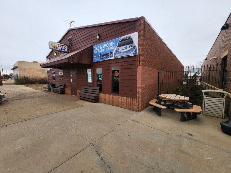424 Main St, Jordan, MT à vendre - Photo du bâtiment - Image 1 de 11