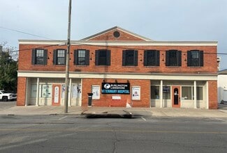 Plus de détails pour 484 John St, Burlington, ON - Commerce de détail à vendre