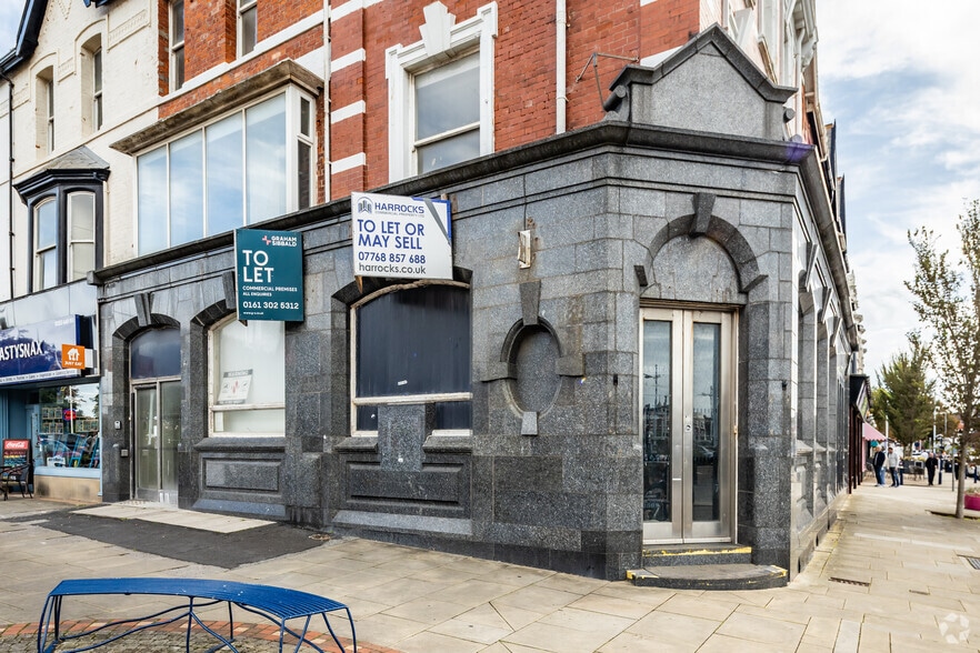 56 St. Annes Rd W, Lytham St Annes for sale - Building Photo - Image 2 of 3