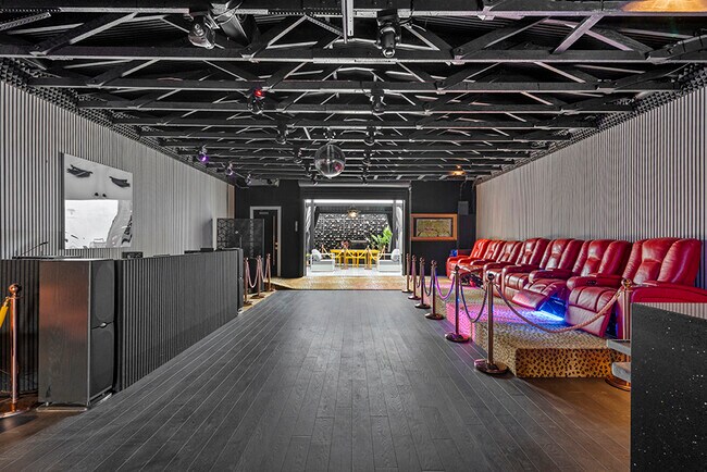 More details for 8687 Venice Blvd, Los Angeles, CA - Office/Retail for Lease