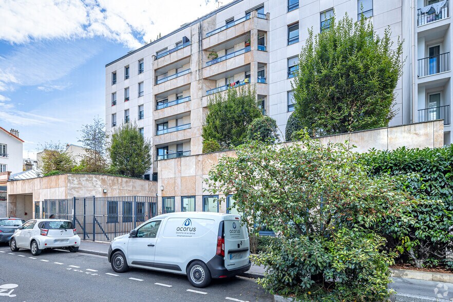 52 Rue Du Capitaine Guynemer, Courbevoie à vendre - Photo du bâtiment - Image 2 de 2