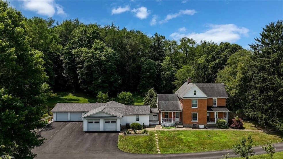 751 Earl Rd NW, Massillon, OH à vendre - Photo principale - Image 1 de 12