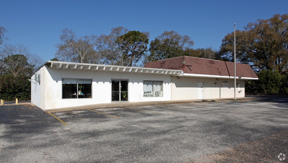 5301 Moffett Rd, Mobile, AL for sale - Primary Photo - Image 1 of 8