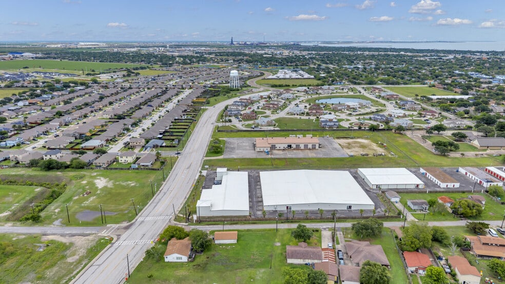 1663 Moore Ave, Portland, TX for sale - Aerial - Image 2 of 16