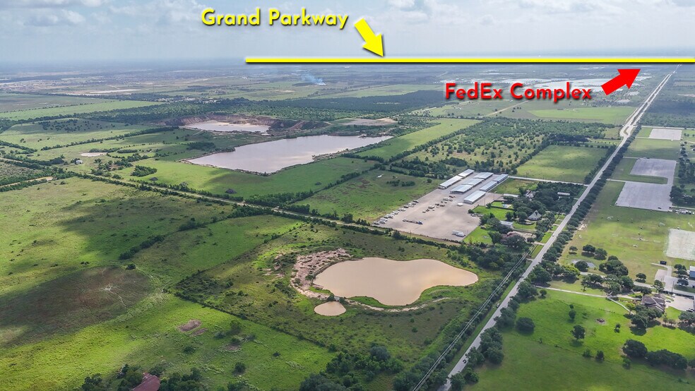 9009 Katy Hockley rd, Katy, TX à vendre - Photo du bâtiment - Image 3 de 9