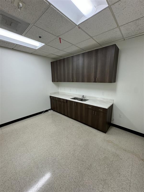 1500 Quail St, Newport Beach, CA for lease Interior Photo- Image 1 of 4