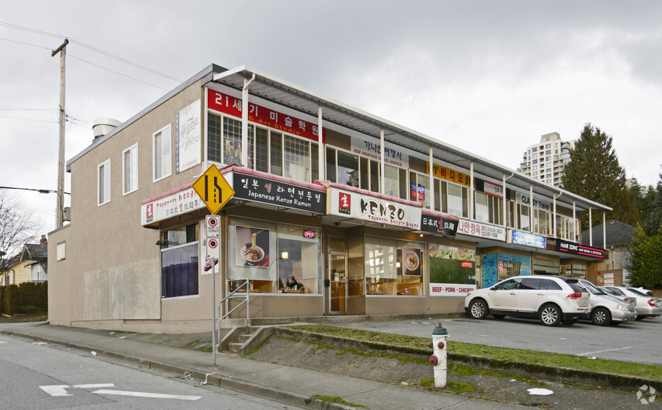 6907-6927 Kingsway, Burnaby, BC for sale - Primary Photo - Image 1 of 11