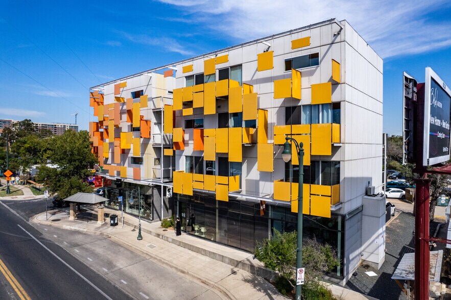 1200 East 11th St, Austin, TX à louer - Photo du bâtiment - Image 2 de 10