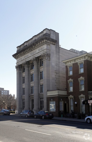 161 Rosa L Parks Blvd, Nashville, TN à louer - Photo du bâtiment - Image 2 de 8