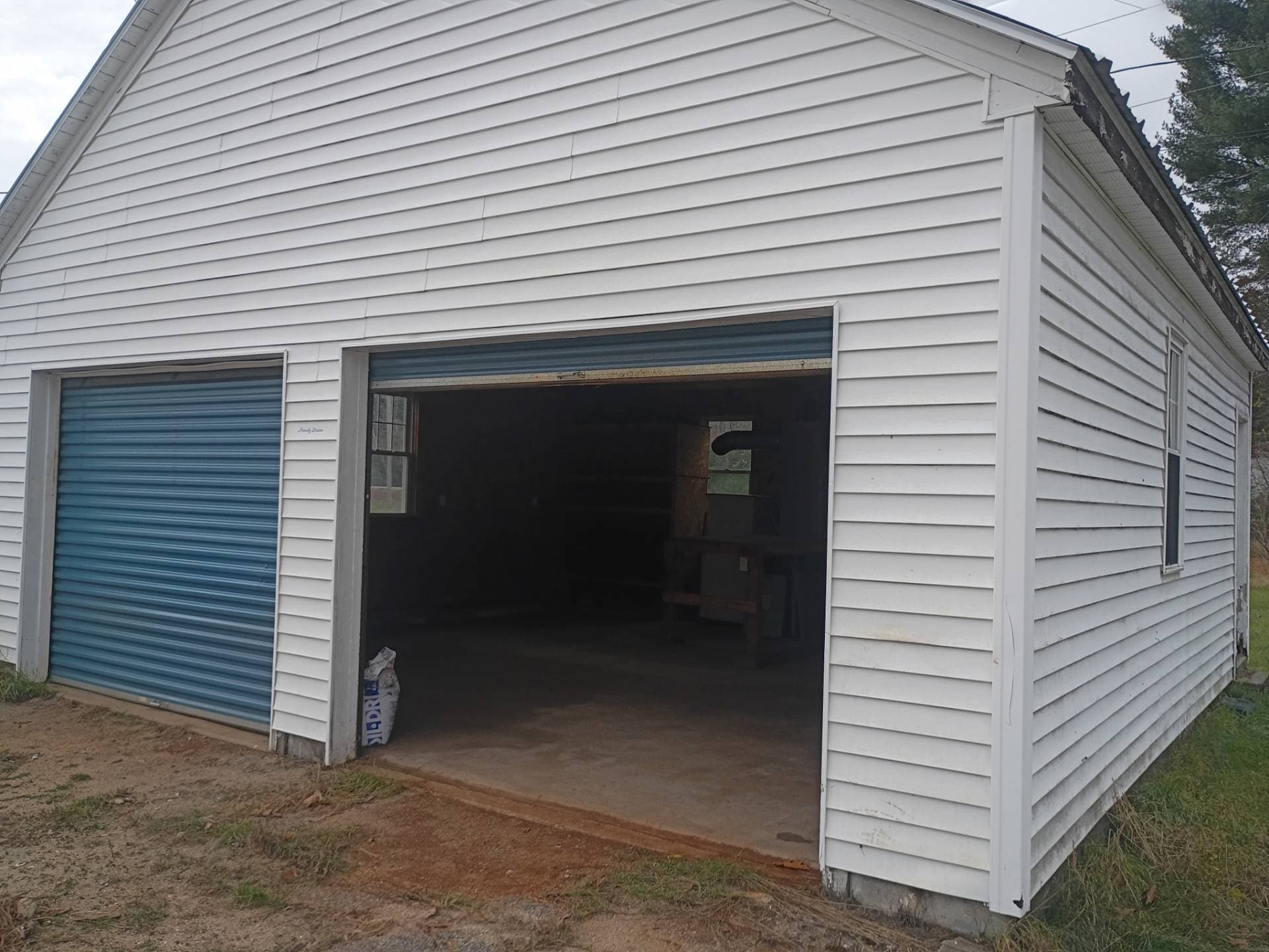 41 Maine St, New Gloucester, ME for lease Interior Photo- Image 1 of 5