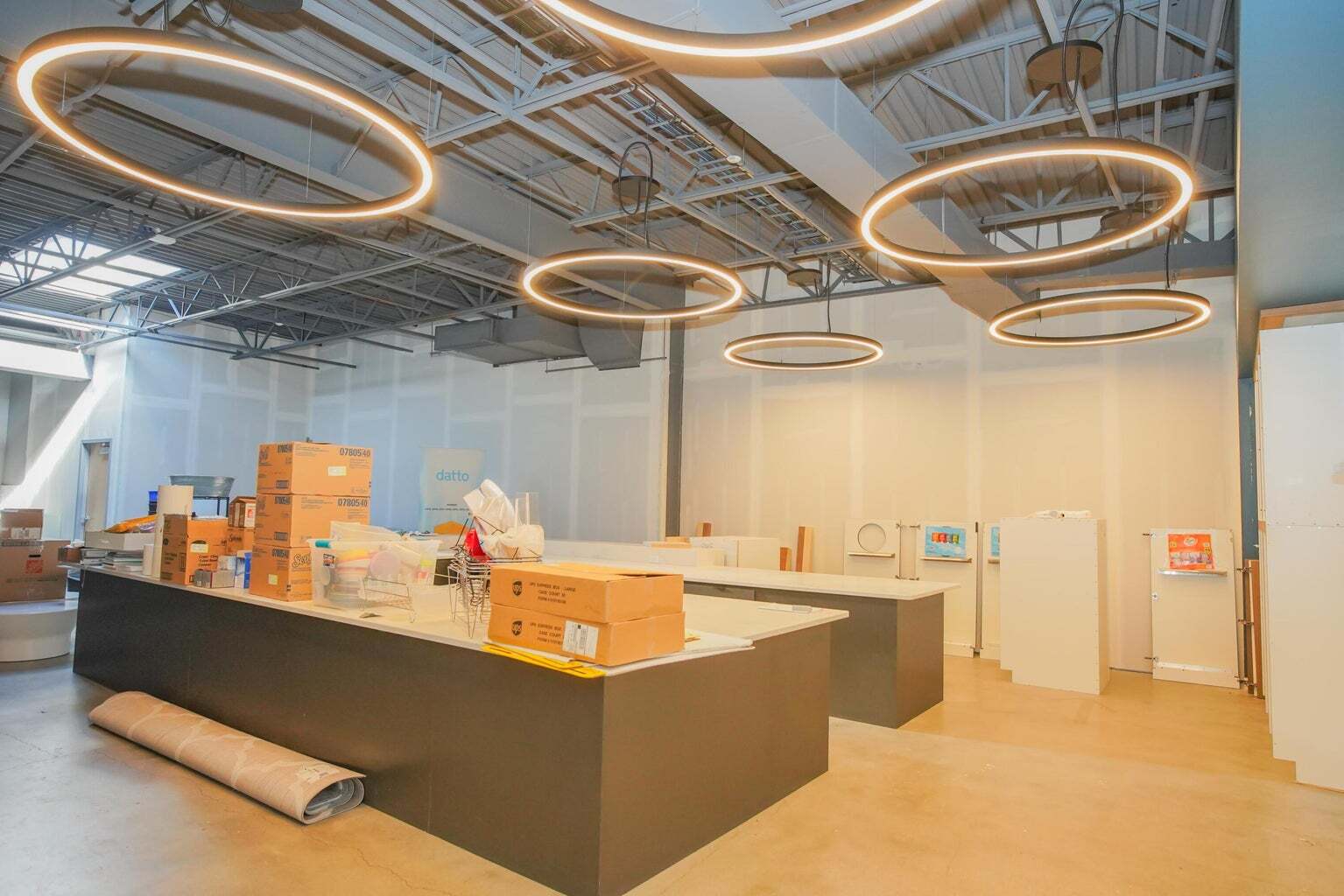 33 Tech Valley Dr, East Greenbush, NY for lease Building Photo- Image 1 of 20