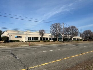 Plus de détails pour 576 Broadhollow Rd, Melville, NY - Bureau à vendre