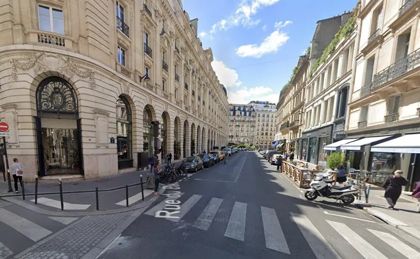 Commerce de détail dans Paris à louer Photo du bâtiment- Image 1 de 5