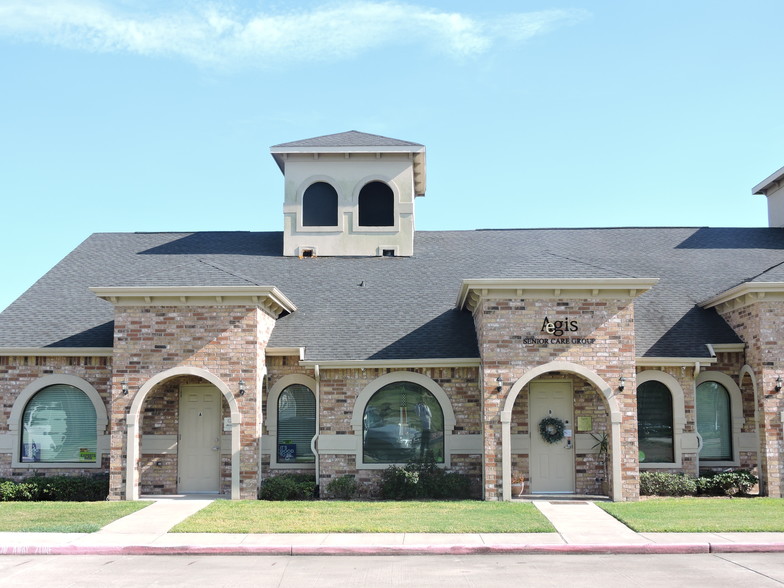 140 Eldridge Rd, Sugar Land, TX à vendre - Photo du bâtiment - Image 1 de 1