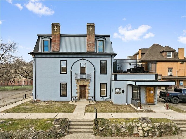 85 1st St, Leechburg, PA à vendre - Photo du bâtiment - Image 2 de 46