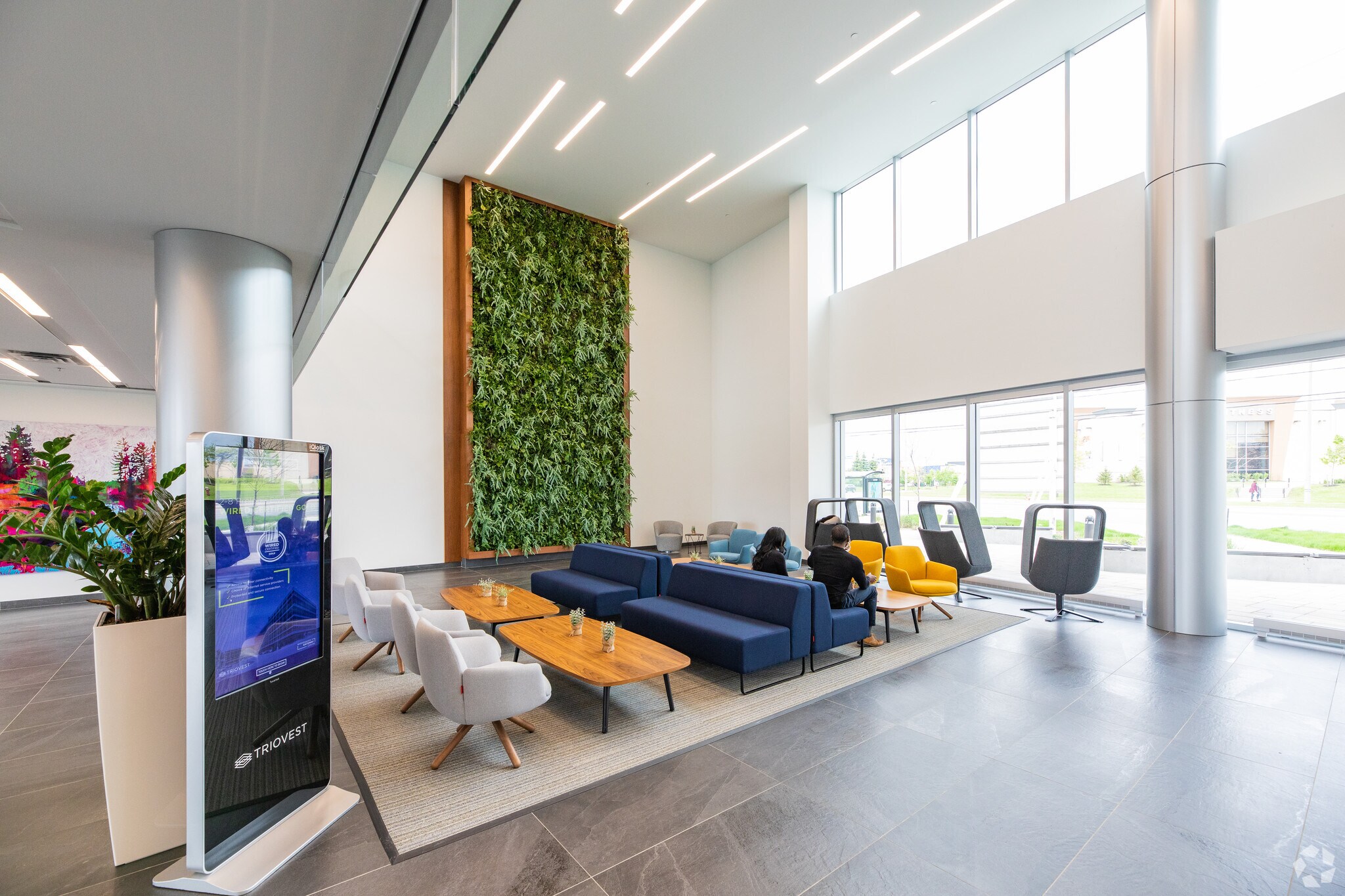 2 Prologis Blvd, Mississauga, ON à vendre Hall d’entrée- Image 1 de 1