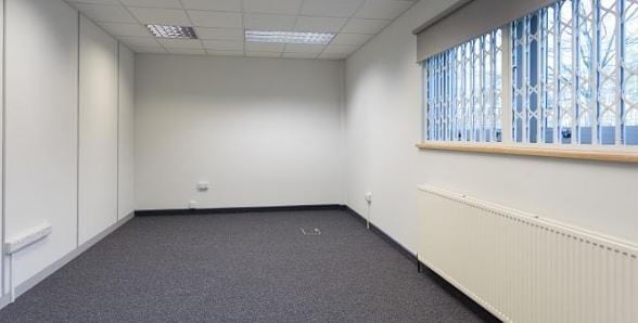 Calvin St, Bolton for lease Interior Photo- Image 1 of 3