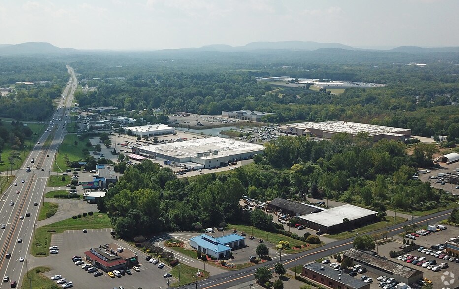 3475 Berlin Tpke, Newington, CT à louer - Aérien - Image 2 de 2