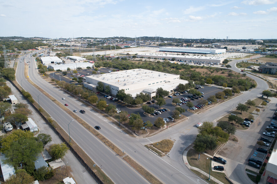 11826 Tech Com, San Antonio, TX for sale - Building Photo - Image 1 of 1