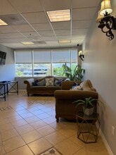 24541 Pacific Park Dr, Aliso Viejo, CA à louer Photo intérieure- Image 1 de 13