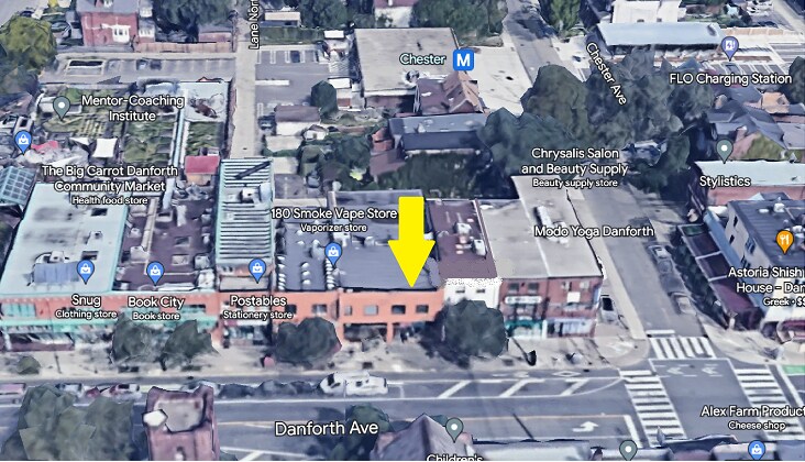 366 Danforth Av, Toronto, ON à louer - Photo du bâtiment - Image 2 de 4