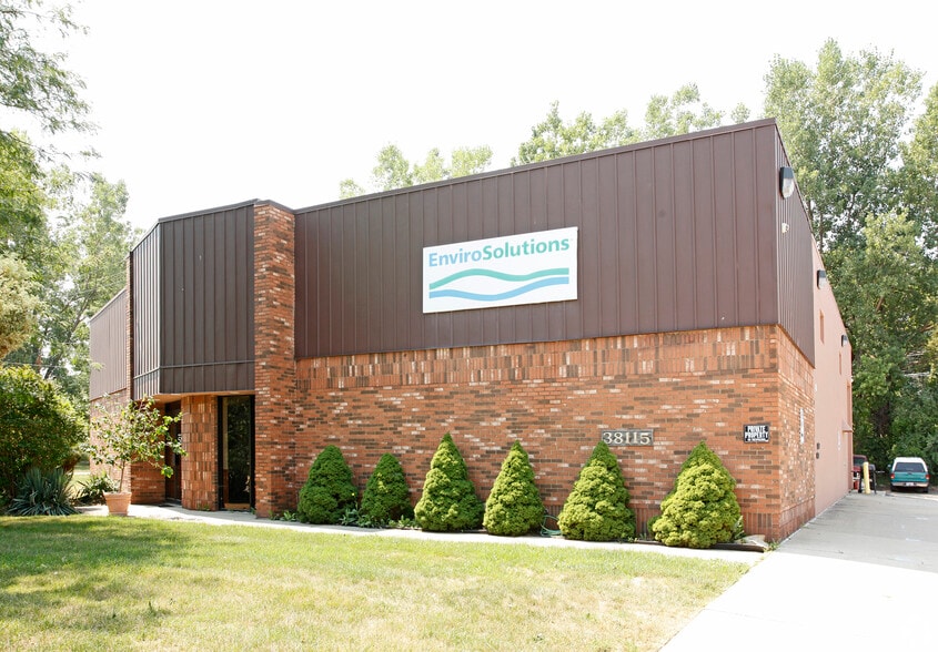 38115 Abruzzi Dr, Westland, MI for sale - Building Photo - Image 1 of 1