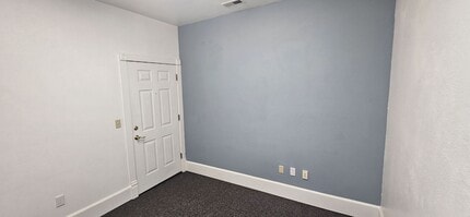 22566 SW Washington St, Sherwood, OR à louer Photo intérieure- Image 1 de 6