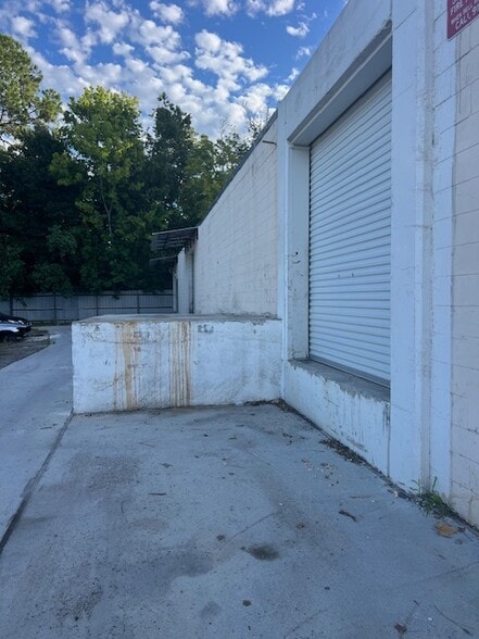 682 Edgewood Ave N, Jacksonville, FL for lease - Building Photo - Image 2 of 8